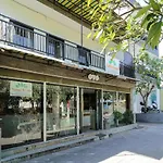 Oyo 734 Tuban Torres Accomodation