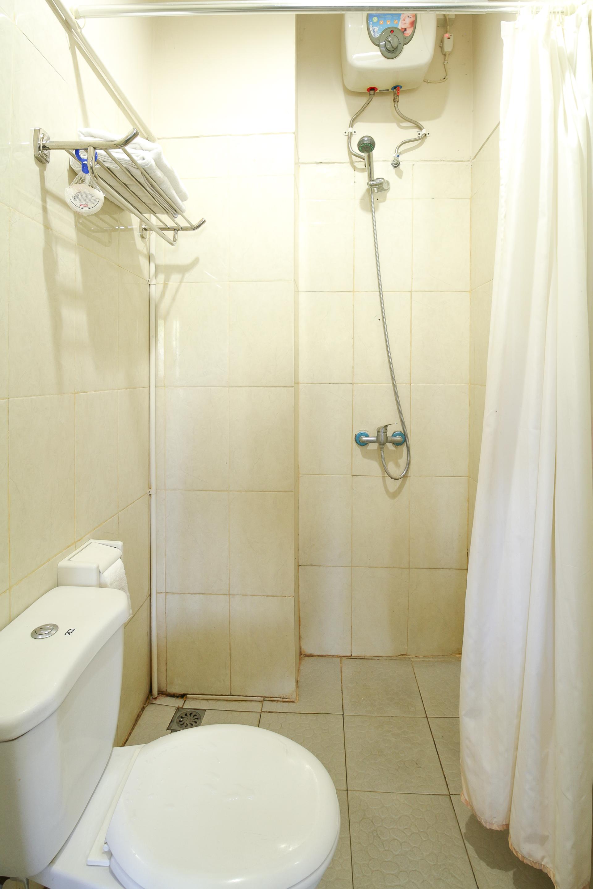 Hotel Oyo 734 Tuban Torres