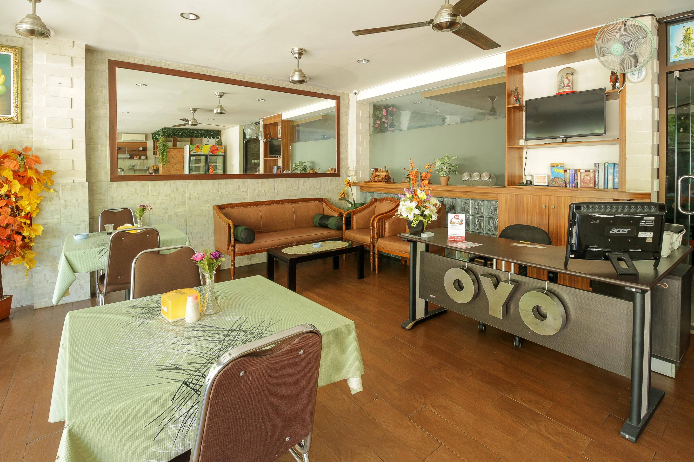 Oyo 734 Tuban Torres Hotel Kuta (Bali)