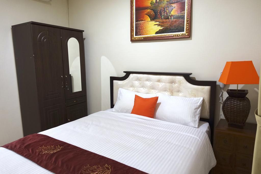 Oyo 734 Tuban Torres