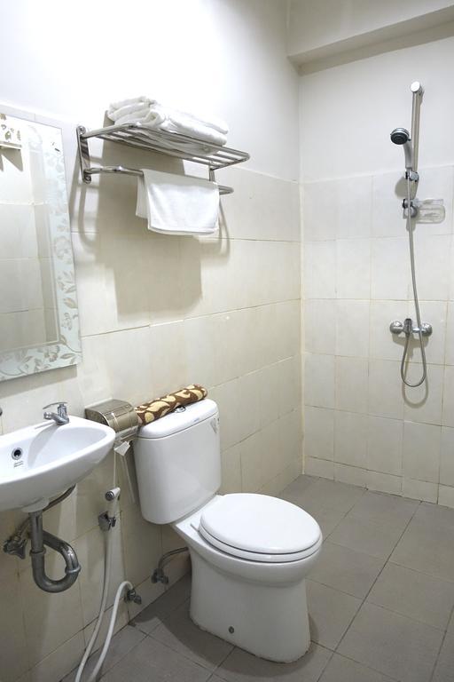 Oyo 734 Tuban Torres Kuta (Bali)
