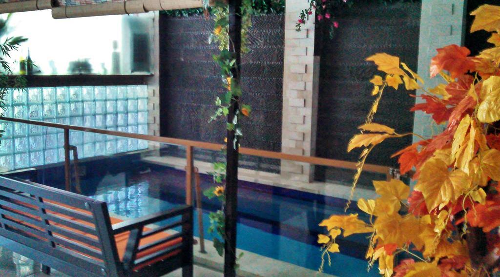Oyo 734 Tuban Torres Hotel