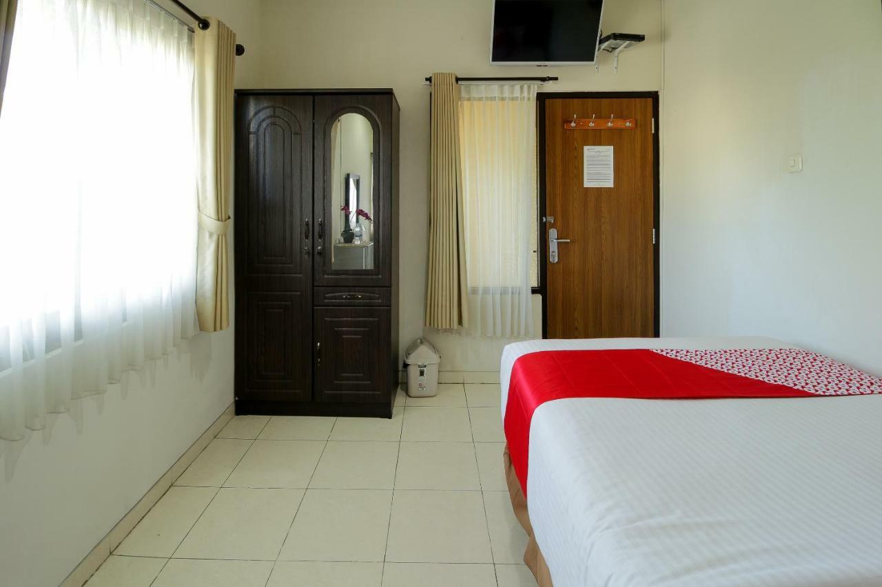 Hotel Oyo 734 Tuban Torres